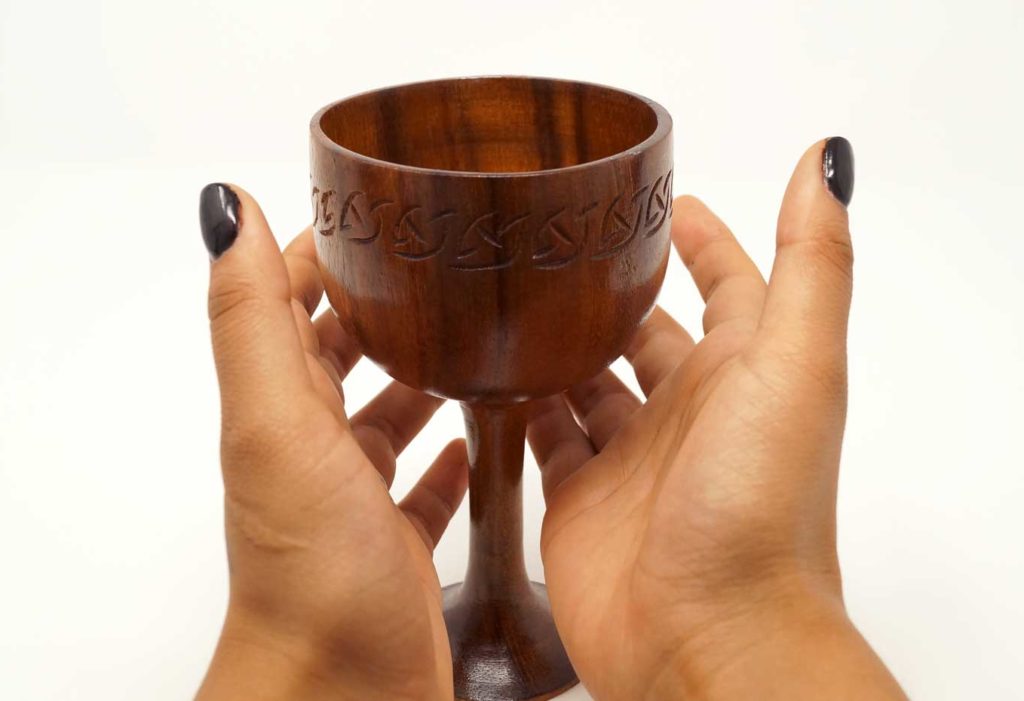 Keltischer Ritualkelch **Altar-Kelch aus Holz**