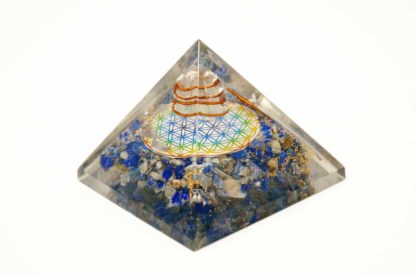 Hochwertige Orgonit Pyramide