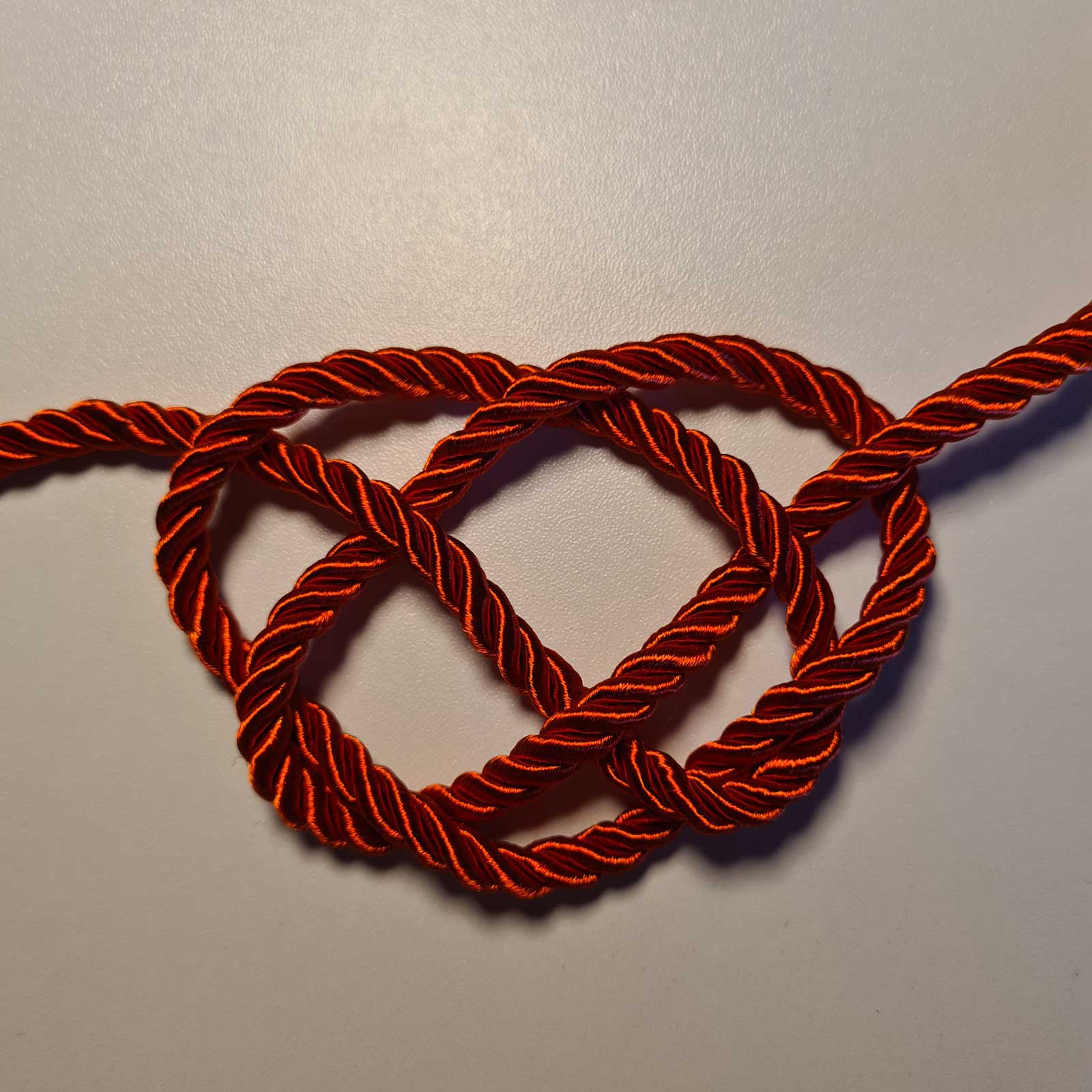 Keltischer Knoten Anleitung Keltische Knoten knüpfen